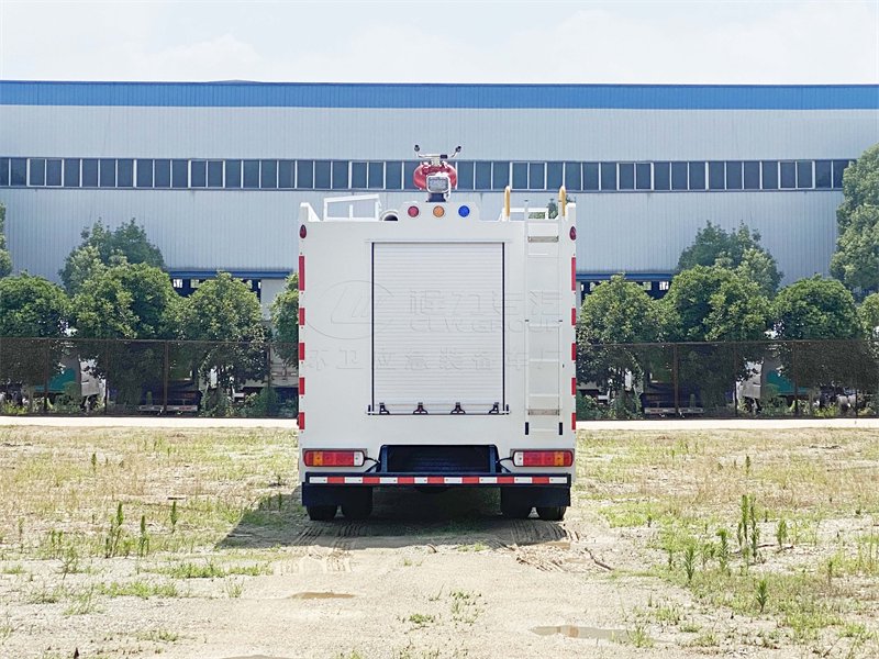 洒水车水泵保养周期与停机风险阈值：按运行小时与工况设置